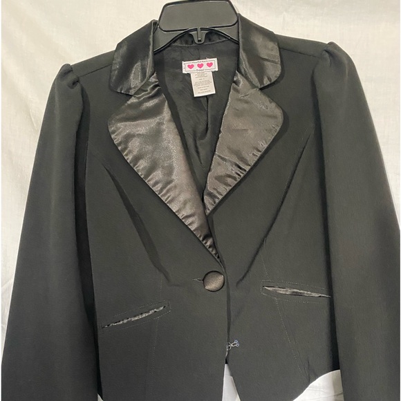 ❤️ Black Terno Blazer with Velvet collar and Pants by:Three Pink Hearts & Valia - Picture 3 of 8